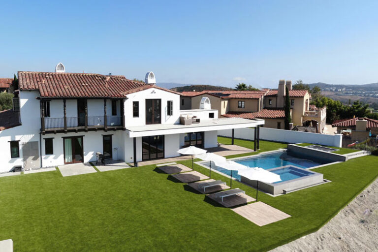 artificial turf care, synthetic lawn maintenance, landscaping tips, sunny climate maintenance, artificial grass upkeep